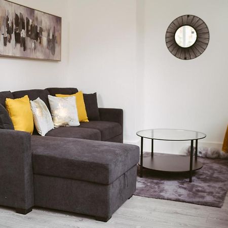 York Riverside Apartments Екстер'єр фото