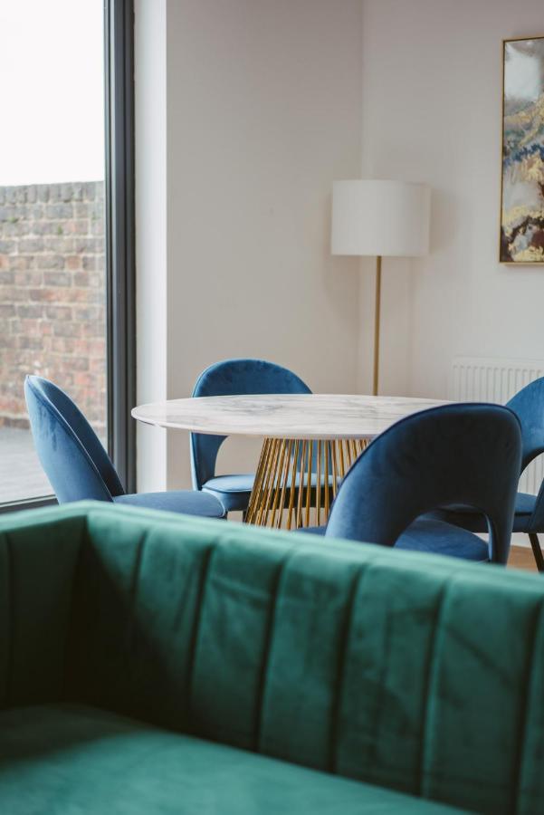York Riverside Apartments Екстер'єр фото