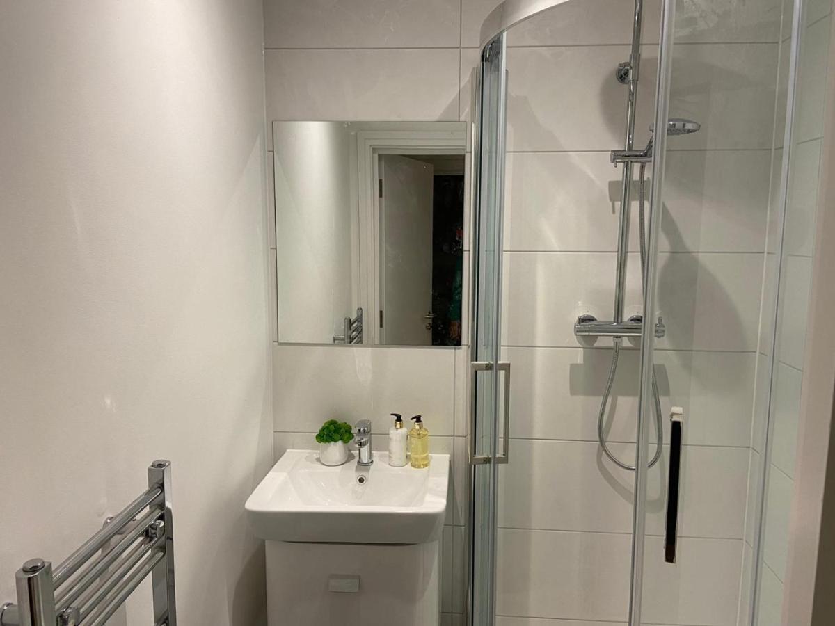 York Riverside Apartments Екстер'єр фото